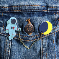 Astronaut and Moon | Pin