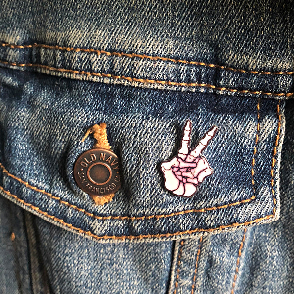 Skeleton Peace Sign | Pin